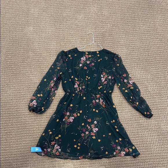 Floral Green Summer Dress - Picture 3 of 3